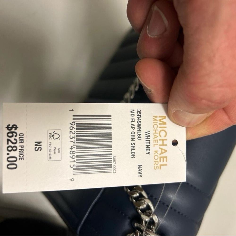 Michael Kors Blue Chevron Crossbody Bag with dust bag - Picture 9 of 9